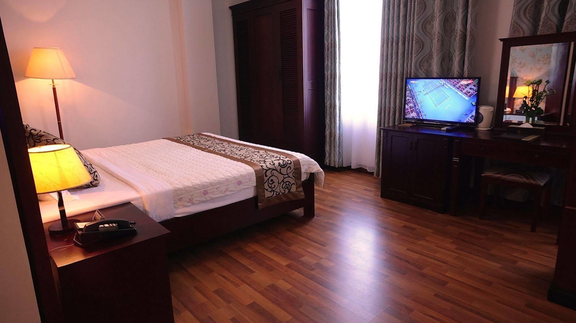 Golden Halong Hotel Nan Giang Esterno foto