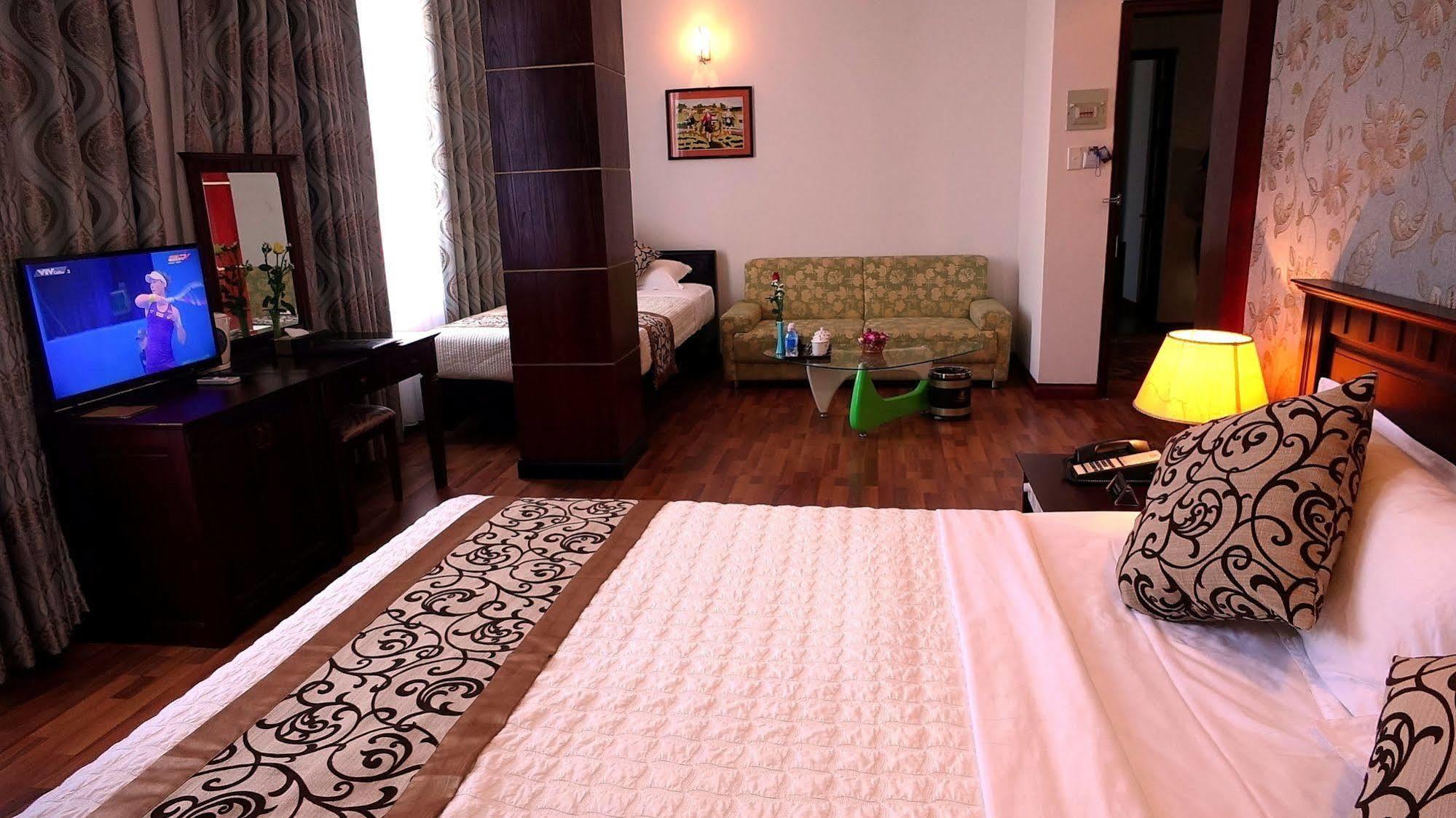 Golden Halong Hotel Nan Giang Esterno foto